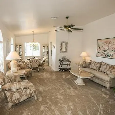 5211 Avenida Pescadora Villa